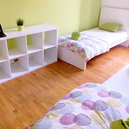 Fabrizzio's Petit Hostel