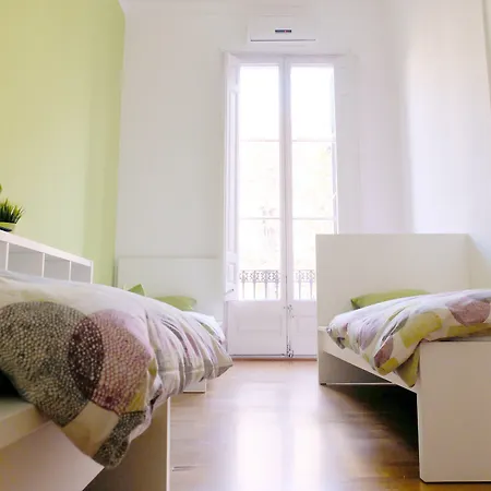 Fabrizzio's Petit Hostel