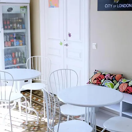 Hostel Fabrizzio's Petit *