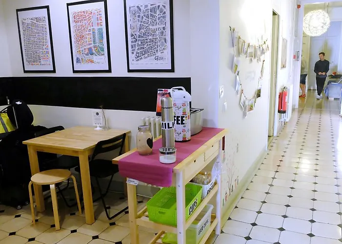 Fabrizzio's Petit Hostel *