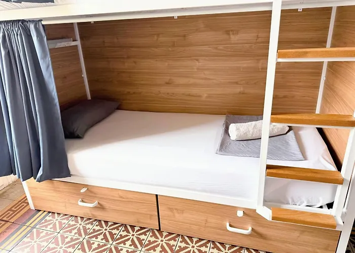 Fabrizzio's Petit Barcelona