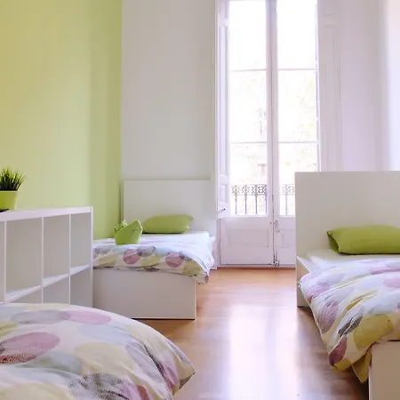 Fabrizzio's Petit Hostel *